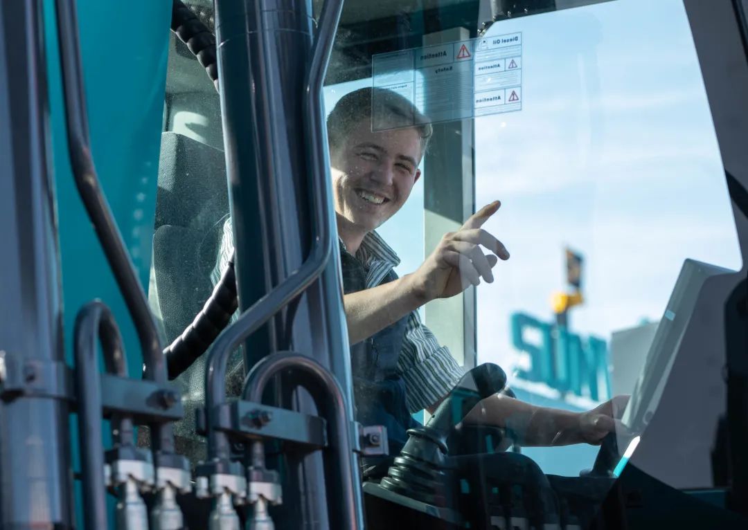 Bauma 2022 | 一组火热现场图带您重温星际官网注册智能德国宝马展之旅