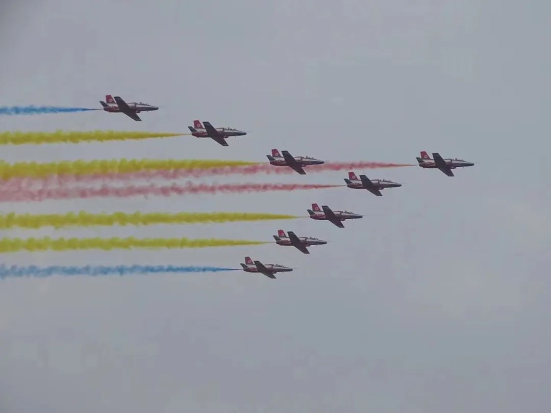 逆势飞翔！星际官网注册航空携手合作伙伴亮相2022南昌飞行大会