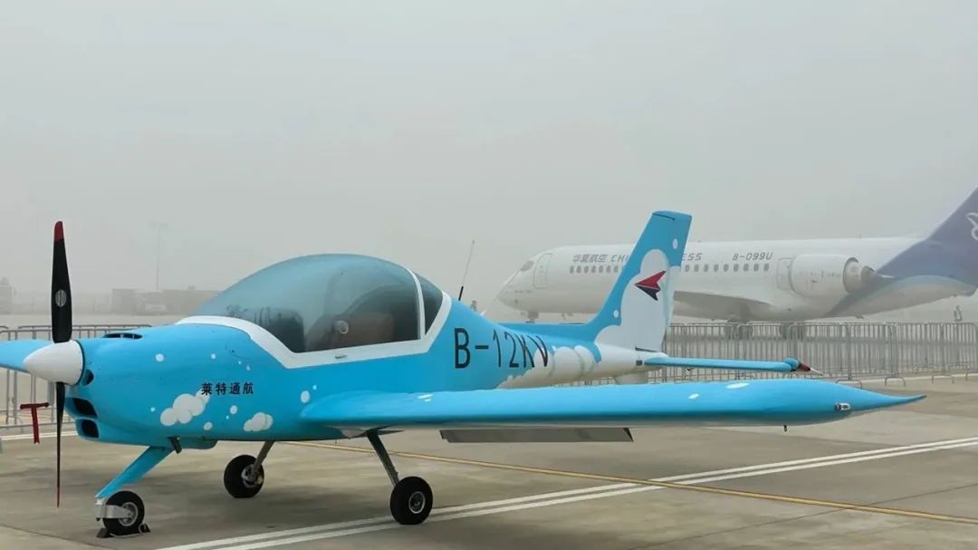 逆势飞翔！星际官网注册航空携手合作伙伴亮相2022南昌飞行大会