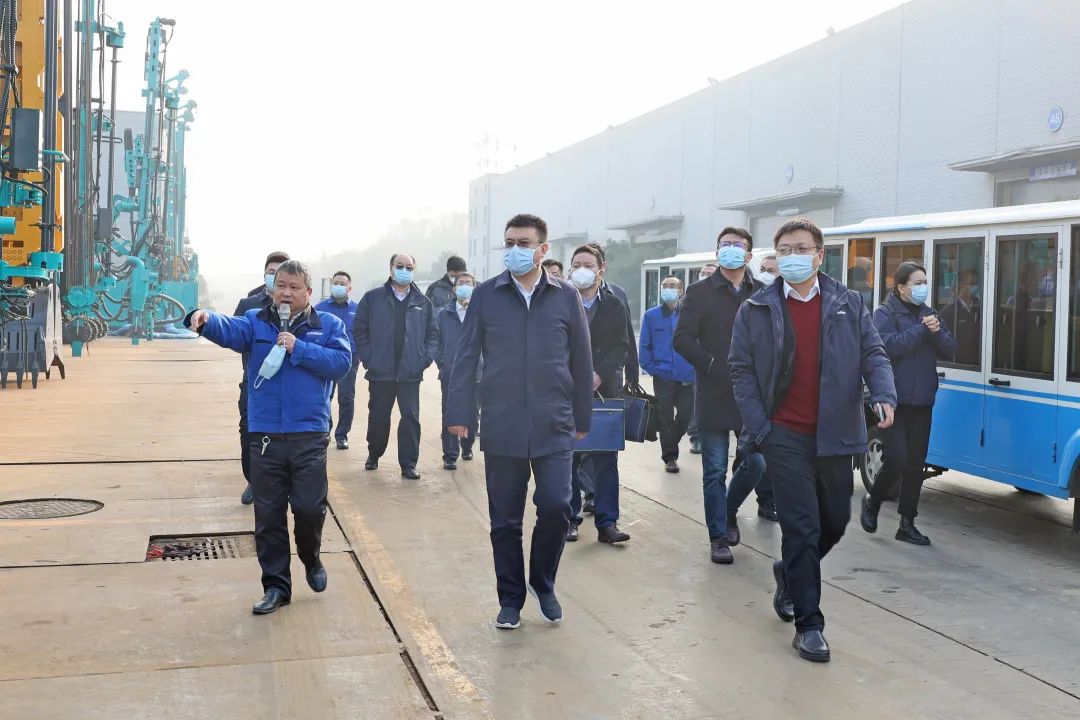 共商合作！中国铁建大桥局到访星际官网注册智能