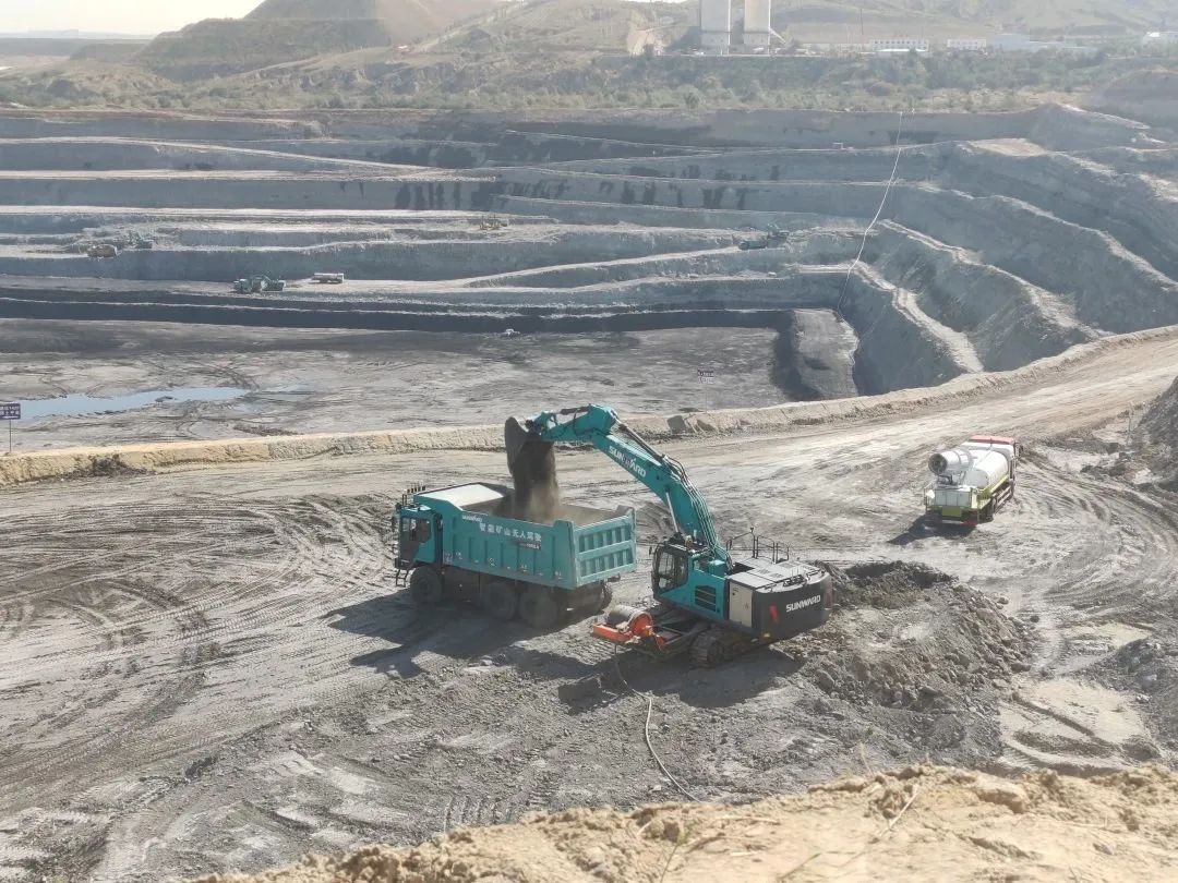 腾远添智能新绿，星际官网注册巨鼎新能源矿卡批量交付