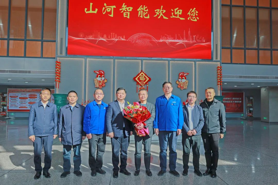 新春第一访！付旭明走访慰问星际官网注册智能