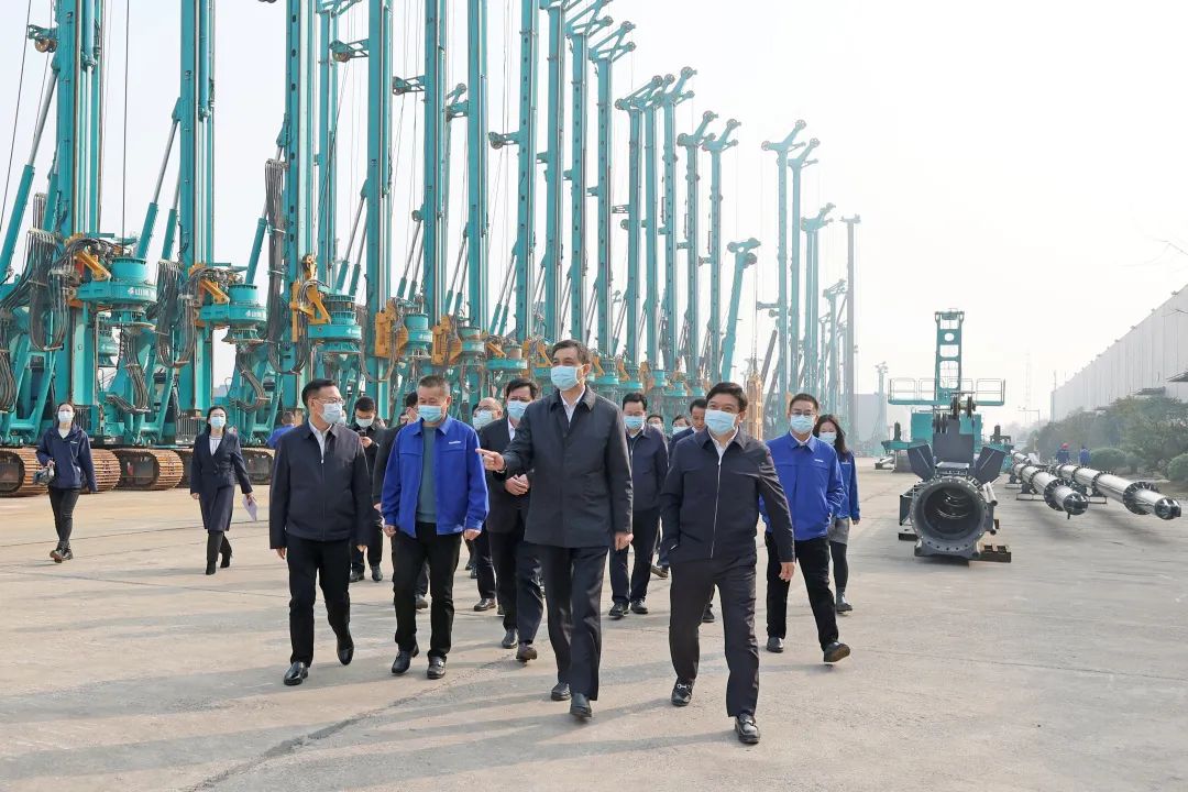 湖南省副省长周海兵调研星际官网注册智能