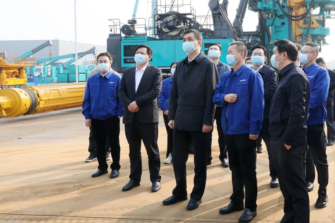 湖南省副省长周海兵调研星际官网注册智能