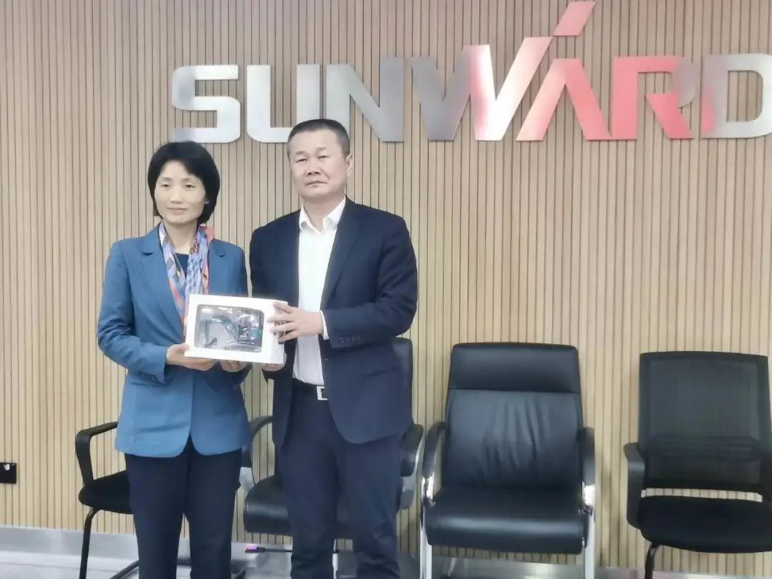 湖南省贸促会考察调研星际官网注册智能