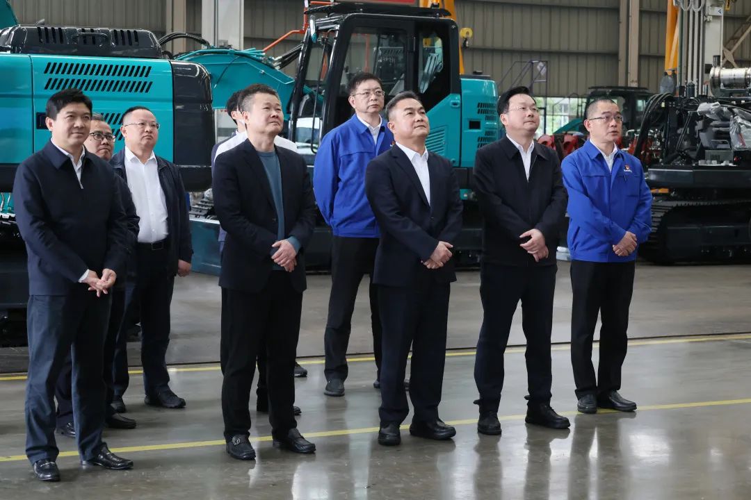 海南省副省长倪强调研星际官网注册智能