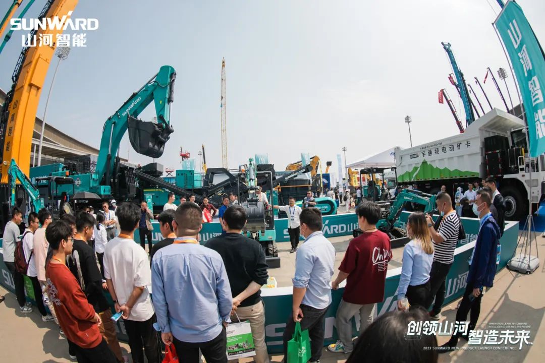 2023 CICEE | 星际官网注册智能亮相2023长沙国际工程机械展！智能化、电动化产品站C位