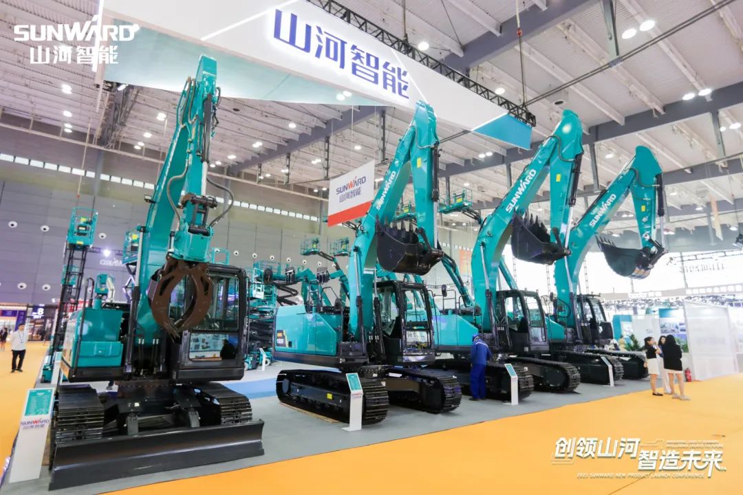 2023 CICEE | 星际官网注册智能亮相2023长沙国际工程机械展！智能化、电动化产品站C位