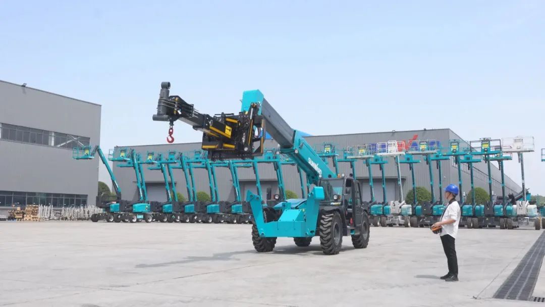 独家定制！星际官网注册智能油缸更换机器人顺利下线