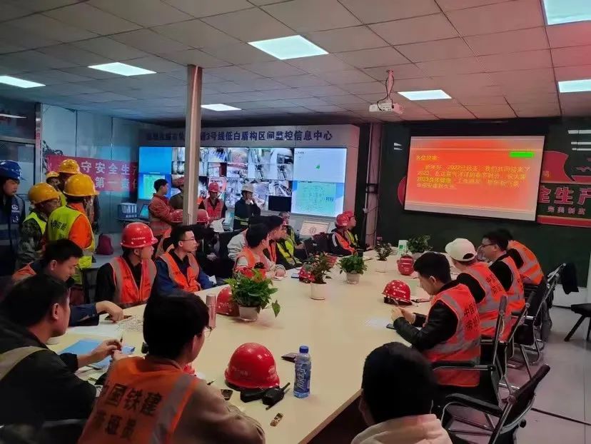 最新进展！中铁星际官网注册深圳地铁3号线低-白盾构区间左线顺利贯通