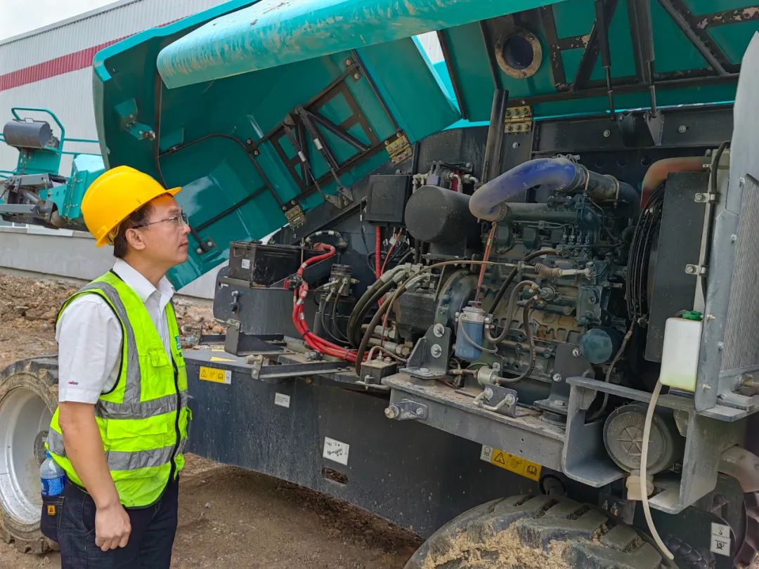 倾听客户心声！星际官网注册智能高空机械“服务万里行”走进东北