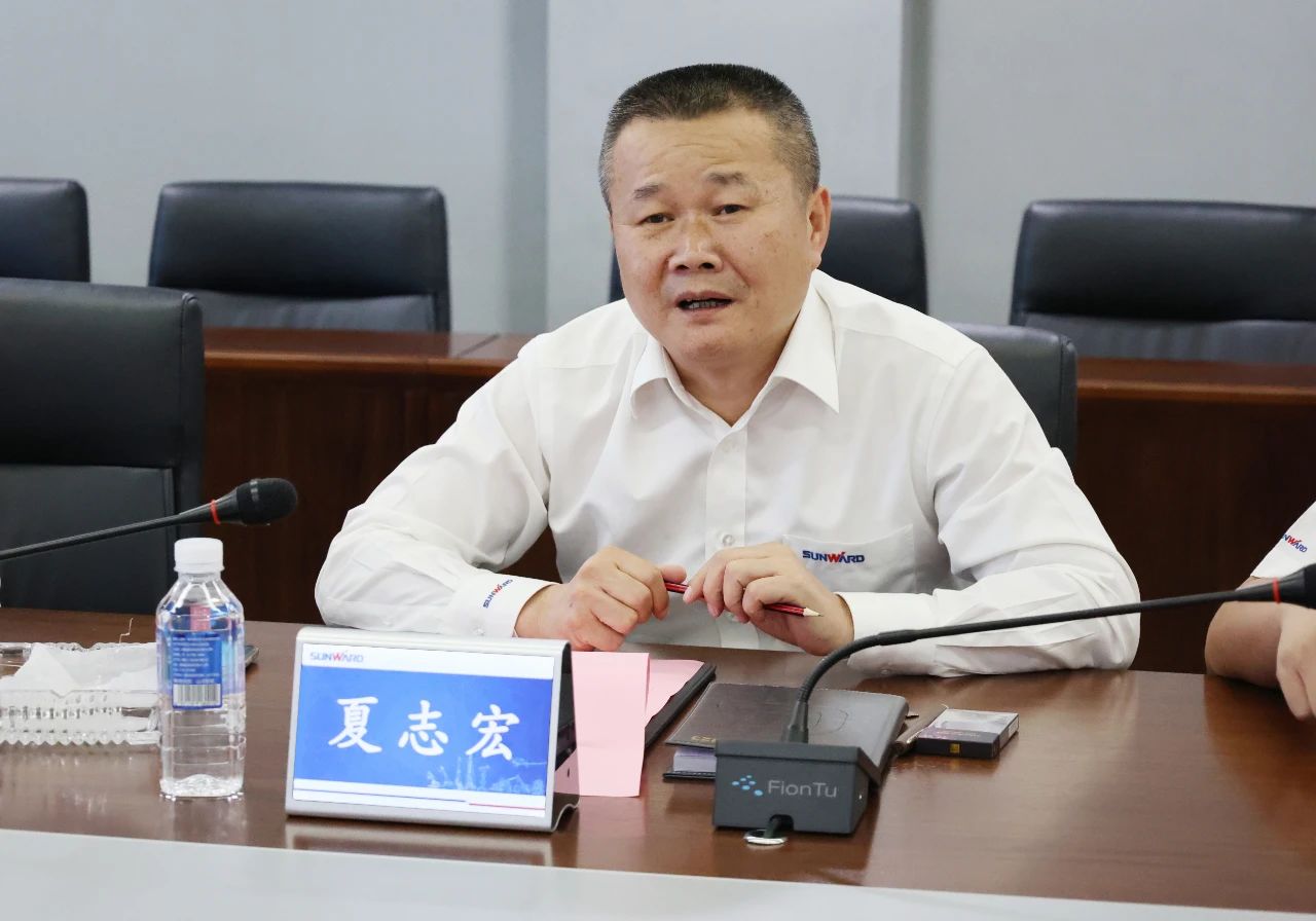 永青科技集团董事长胡晓东带队到访星际官网注册智能