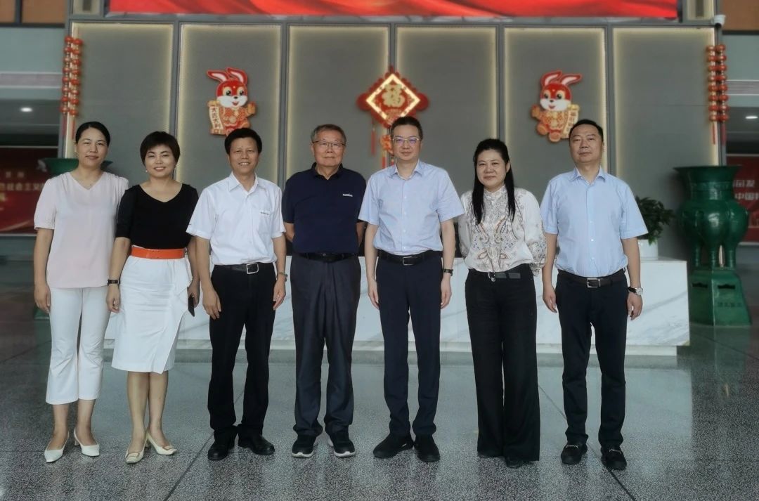 长沙市人民政府副市长、市工商联主席康镇麟调研星际官网注册智能