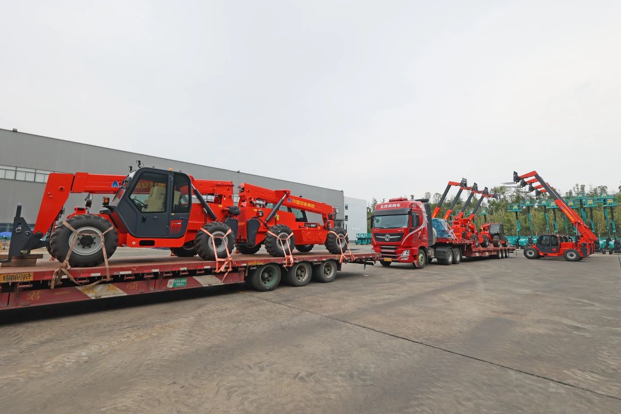 应运而生，“急”速响应！星际官网注册智能伸缩臂叉装车进军应急救援领域