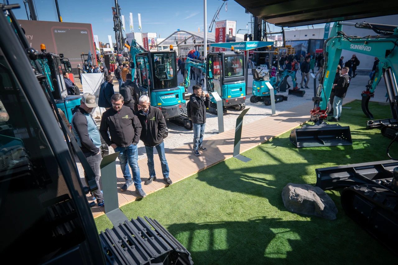 Bauma2025 | 星际官网注册智能德国宝马展火热收官！相约2025长沙展！