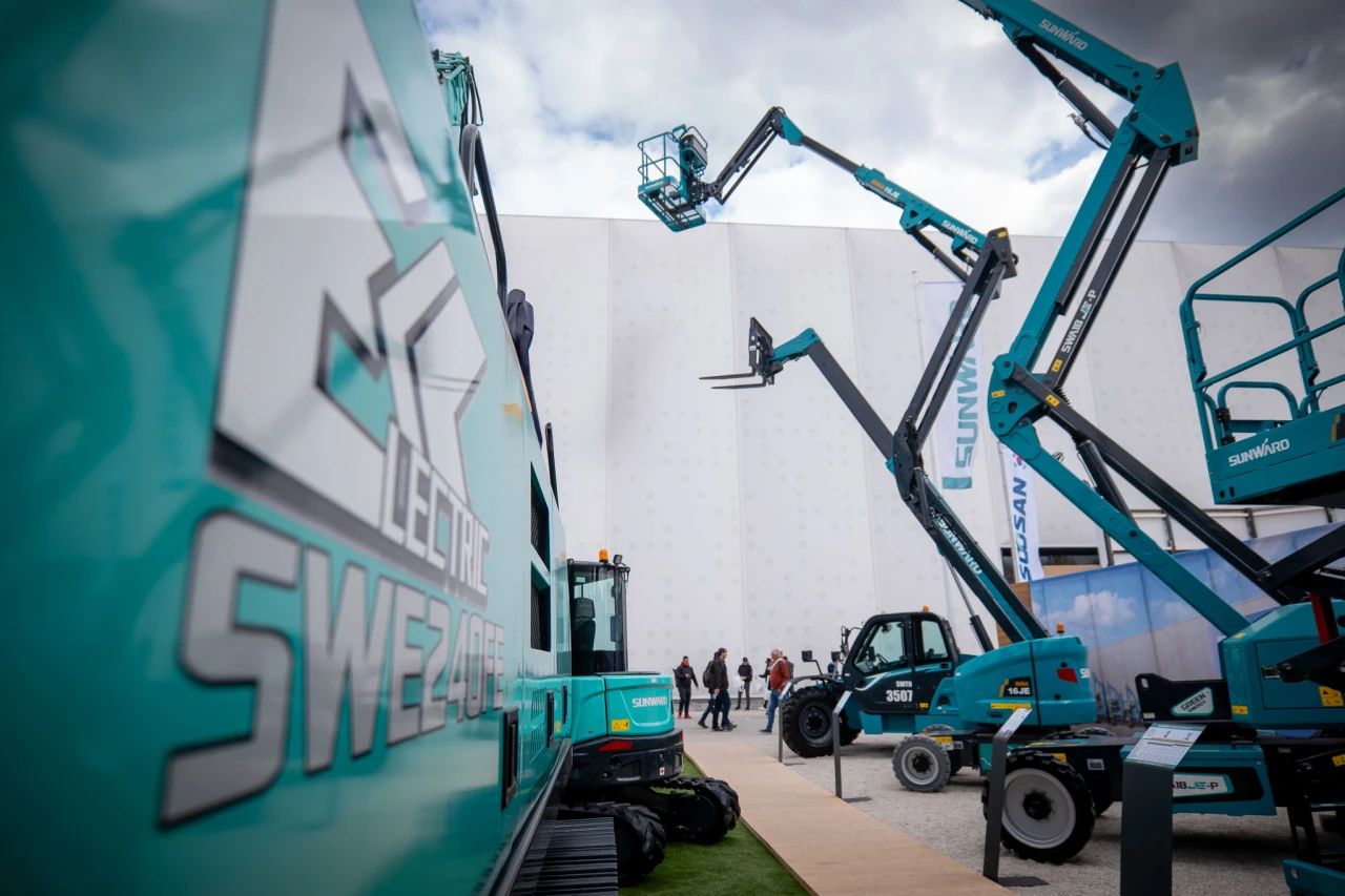 Bauma2025 | 星际官网注册智能德国宝马展火热收官！相约2025长沙展！