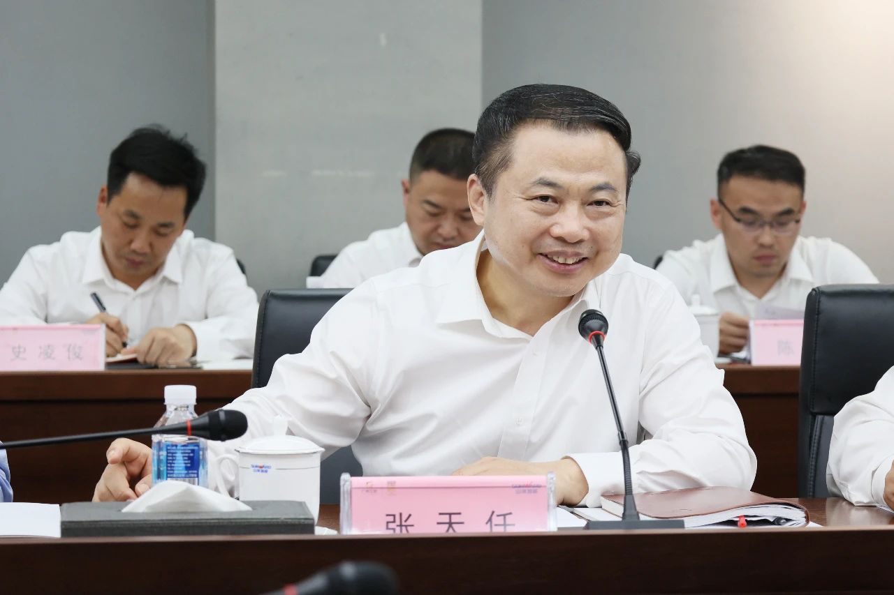 天能控股集团党委书记、董事长张天任率队到访星际官网注册智能